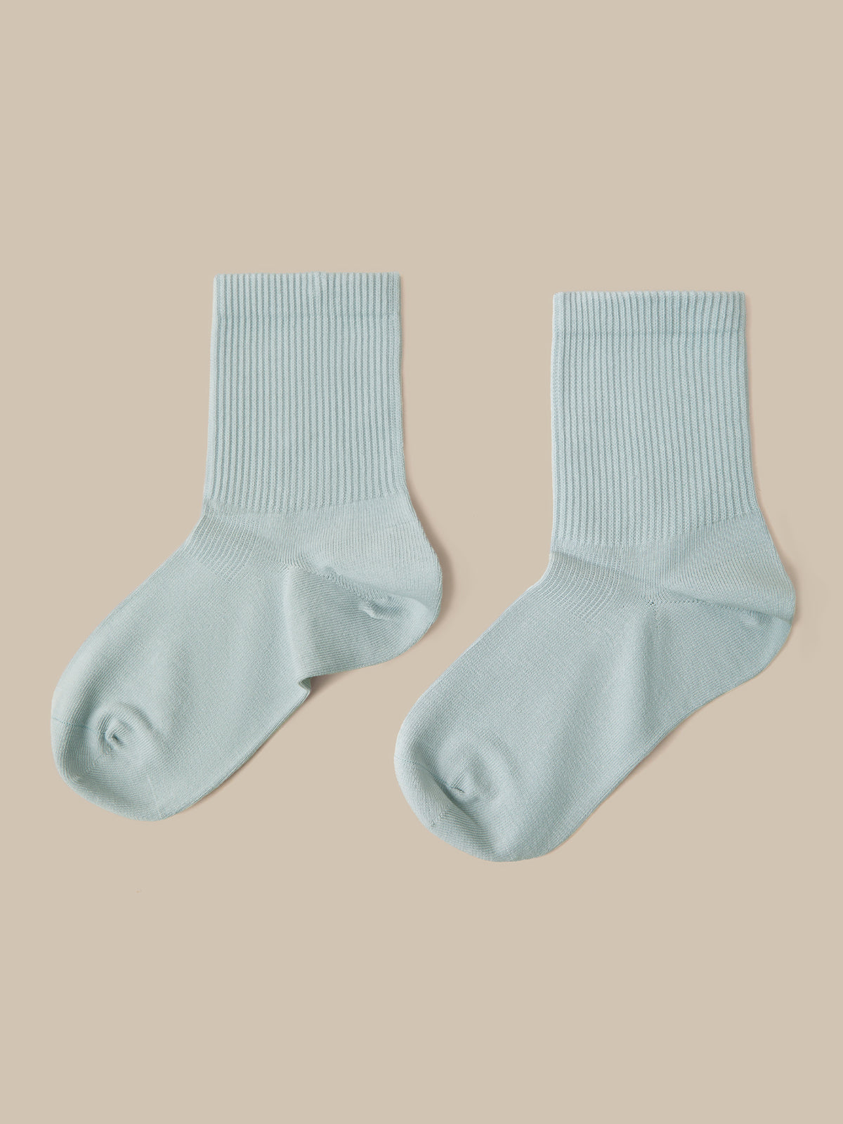 Ribbed Crew Socks