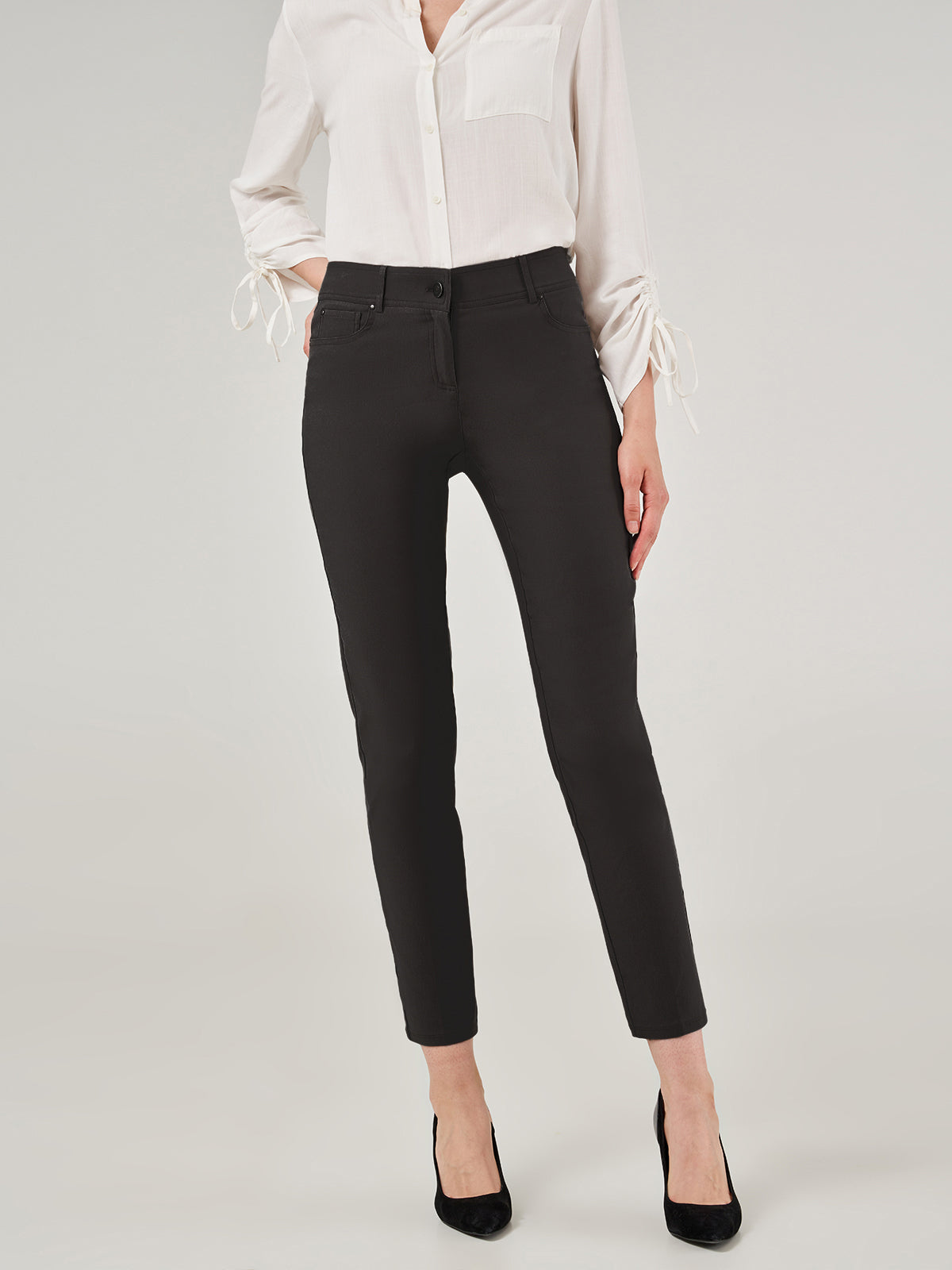 89th + Madison Luxe Millennium Five Pockets Stretch Pants