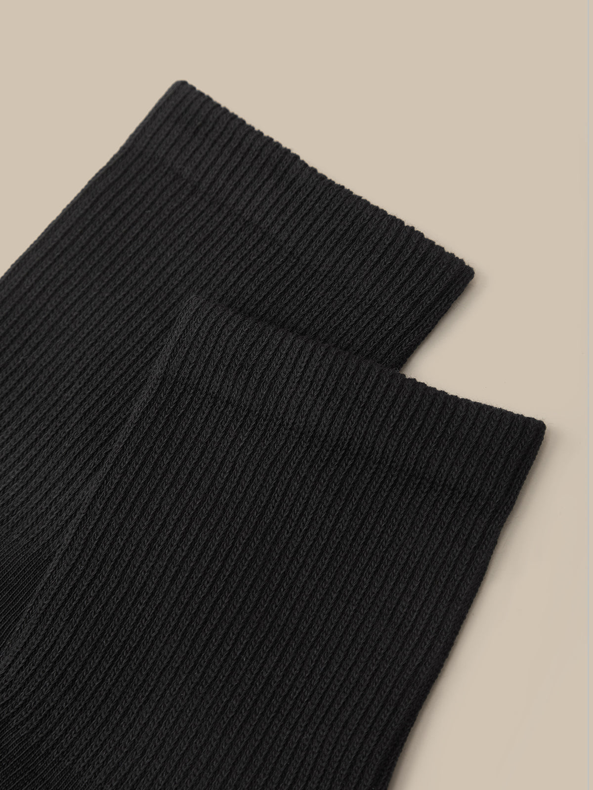 Ribbed Crew Socks