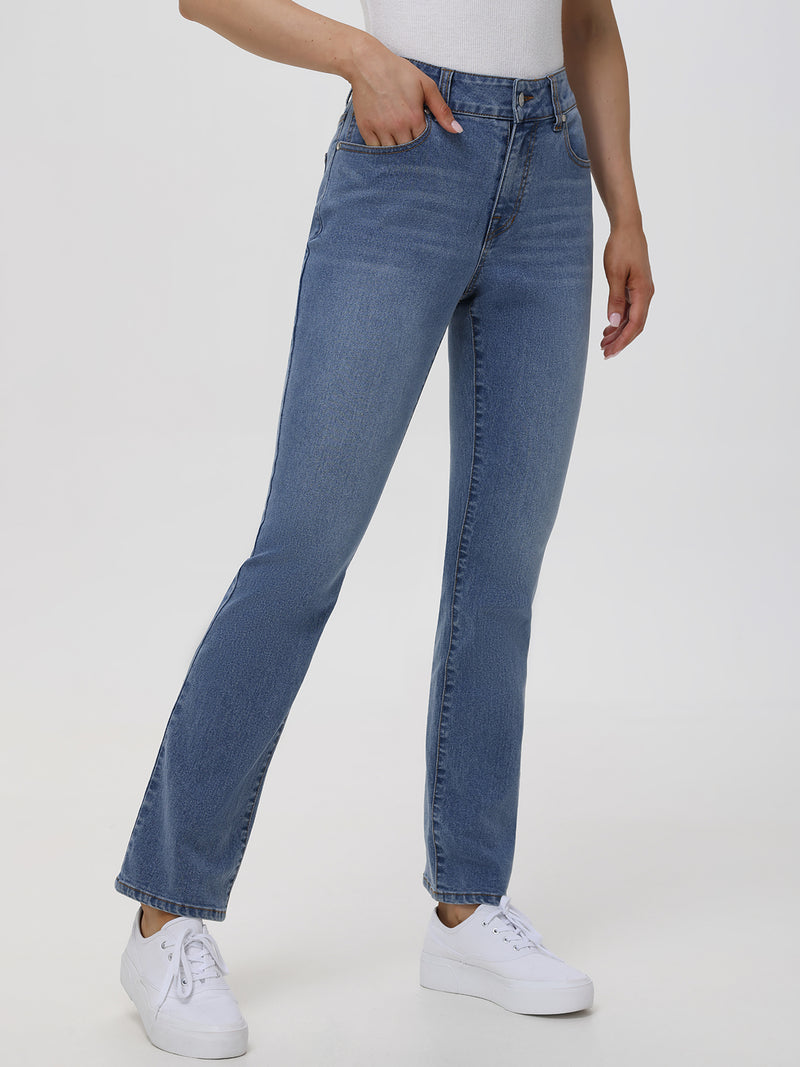 Petite Kick Out Mid Rise Jean In Light Wash