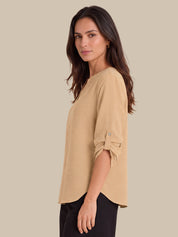 3/4 Sleeve Popover Blouse