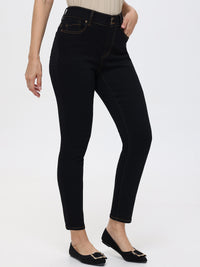 Skinny Mid Rise Jean