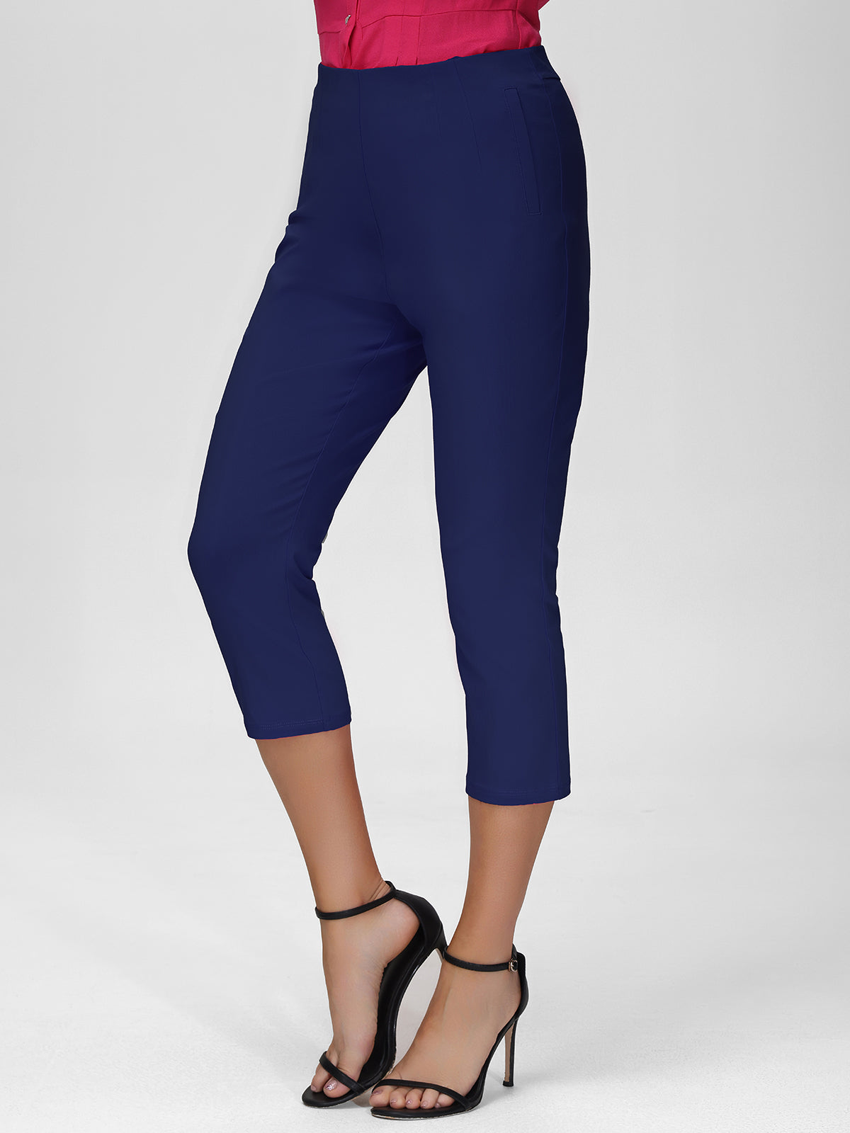 Mid Waist Pull-On Capri Pants