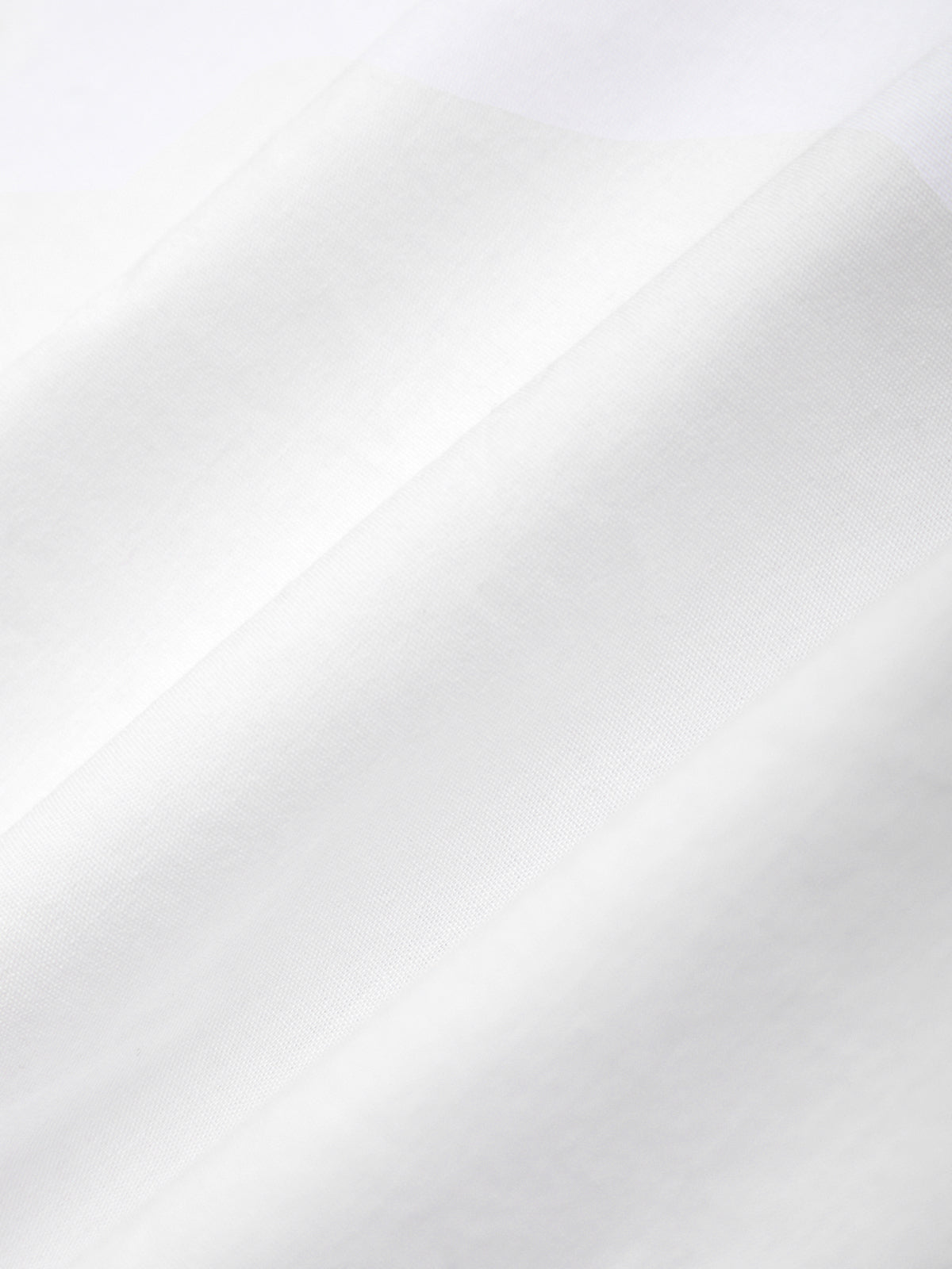 Solid light gray color swatch